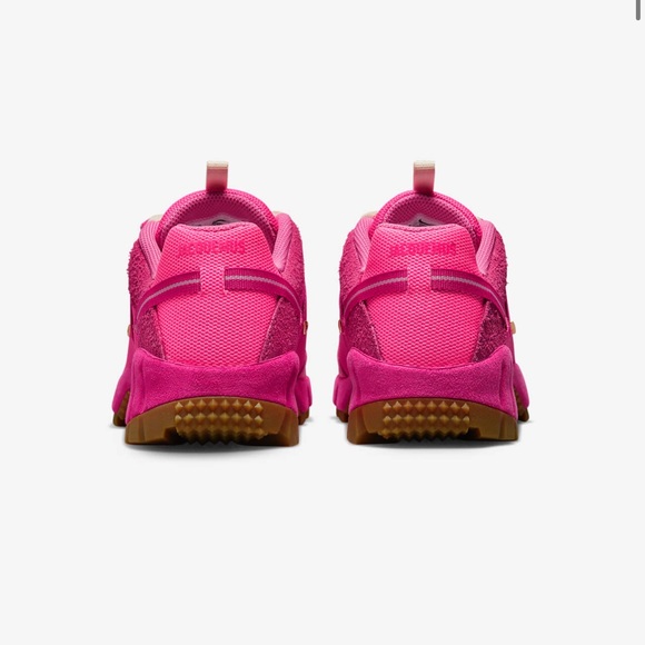 Sold NIKE X JACQUEMUS AIR HUMARA LX - Picture 6 of 9